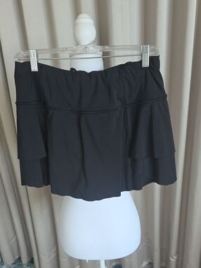 Athleta Black Tiered Skort